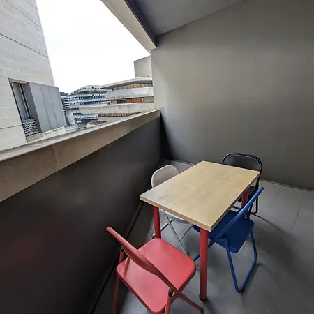 Lumineux Centre Avec Parking Et Loggia